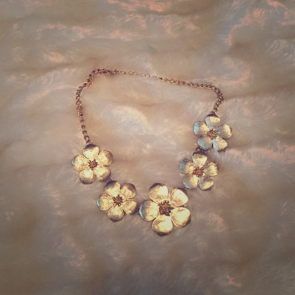 Gold necklace